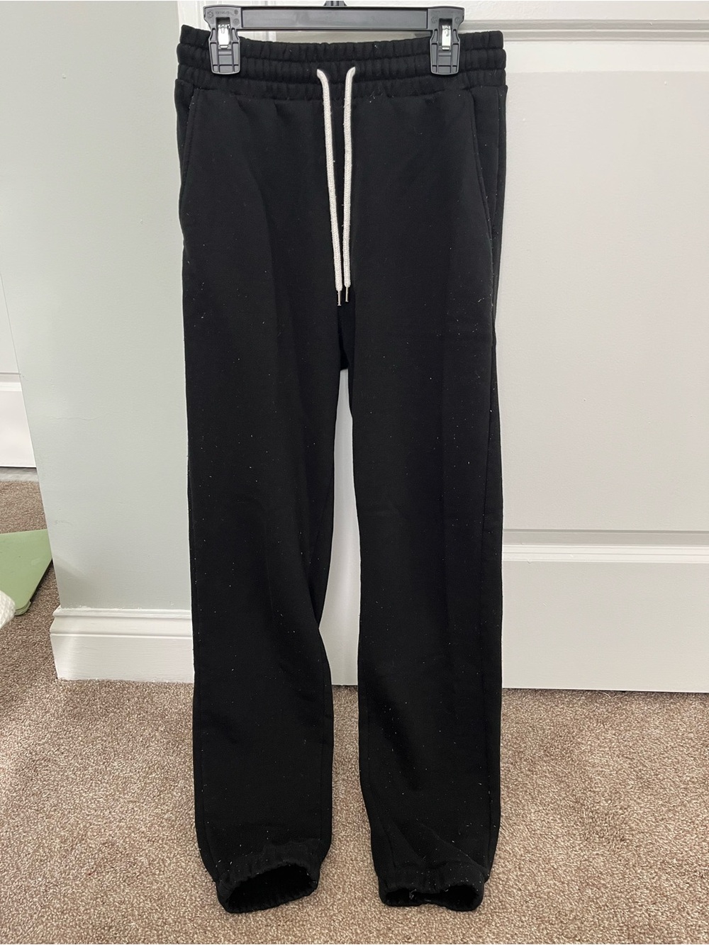 Forever 21 Black Drawstring Cuffed Sweatpants